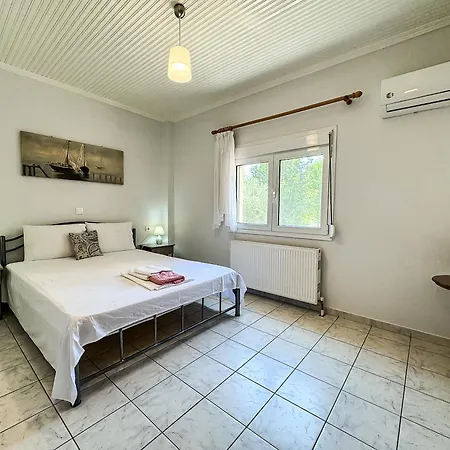 דירה Little Paradise House